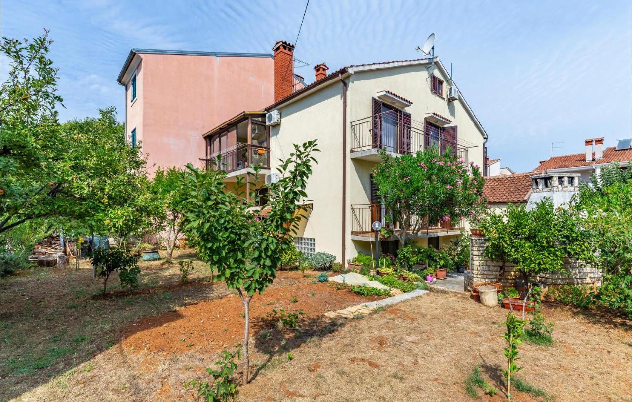 2 Bedroom Stunning Apartment In Rovinj Exterior foto